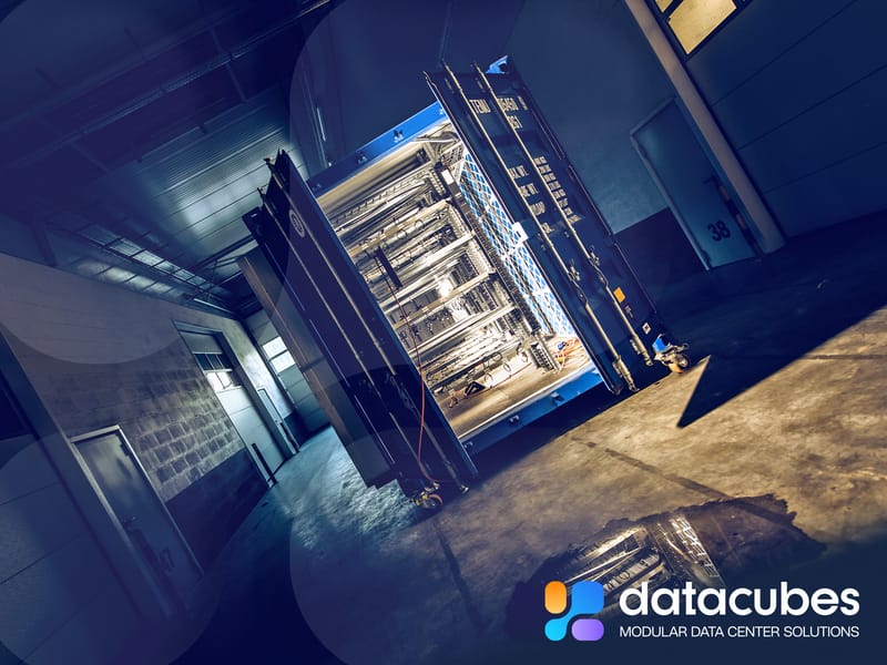 Air-cooled container: rack interior